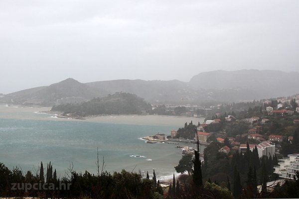 Iz Državnog hidrometeorolo&scaron;kog zavoda upozoravaju na obilnije oborine te mogućnost urbanih poplava