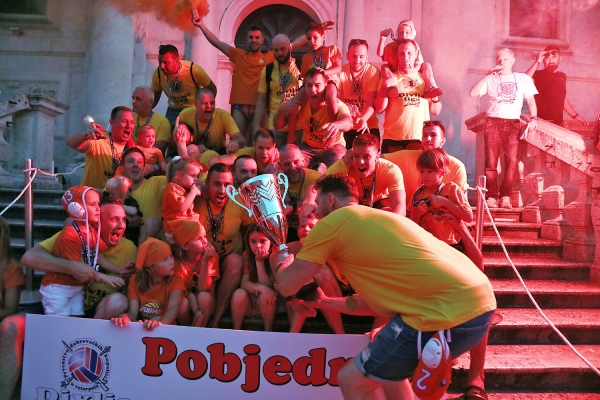 ŽuTV; Finale Divlje lige 2025, dodjela pehara i nagrada na skalinima sv. Vlaha (VIDEO)