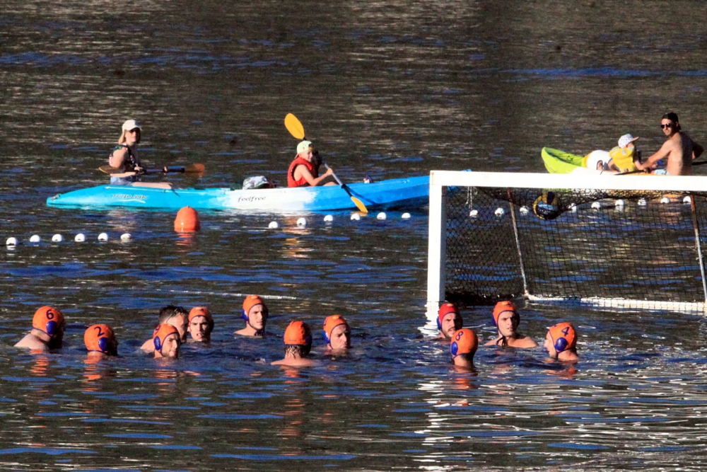 Divlja liga u Zatonu; Fun H2O uvjerljivo pobijedio Crvene stijene i osigurao četvrtfinale