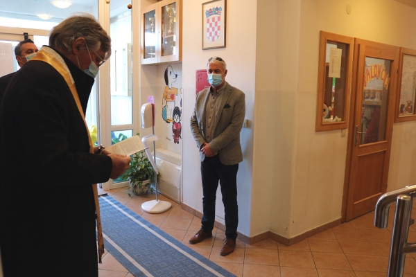 Don Miljenko Babaić blagoslovio prostorije Dječjeg vrtića Župa dubrovačka