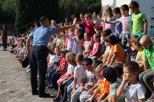 Susretom s policajcima na igrali&scaron;tu u Kuparima župski vrtić obilježio Dan policije (FOTO)
