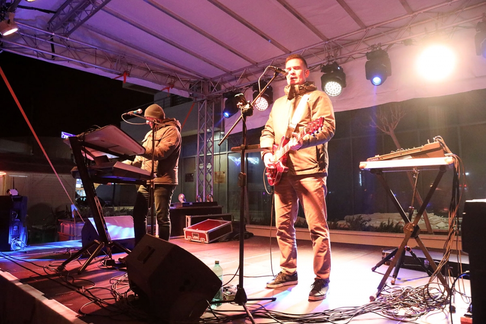 Nakon dugo vremena ponovo zabava na Mandaljenu, Matko i Brane na igrali&scaron;tu nove &scaron;kole na Mljekari