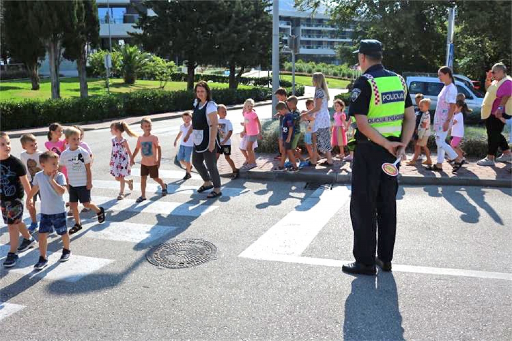 &bdquo;Ljetna &scaron;kola prometa&ldquo;; Pred&scaron;kolci Župe dubrovačke, Dubrovnika i Konavala učili o prometnim pravilima