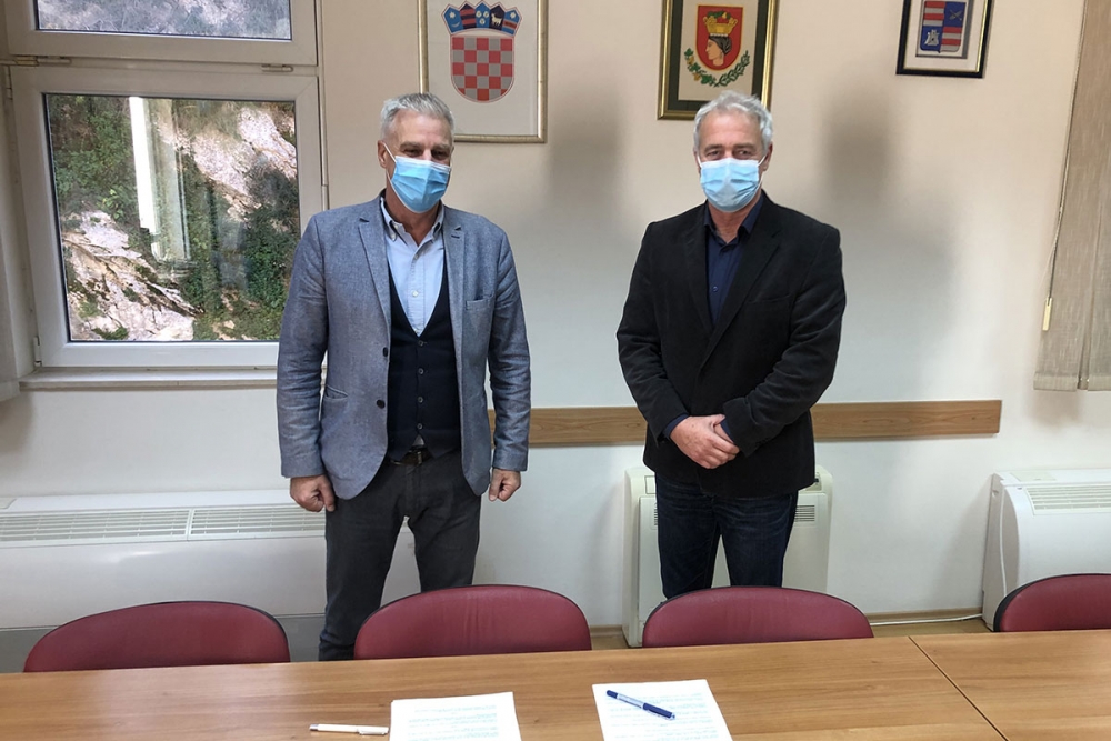 Zajedničkim financiranjem Općina Župa dubrovačka i Konavle Doma zdravlja jo&scaron; jedno sanitetsko vozilo