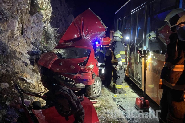 Policijsko izvje&scaron;će o sinoćnjoj prometnoj nesreći u usjeku ispod Vidikovca prema Dupcu