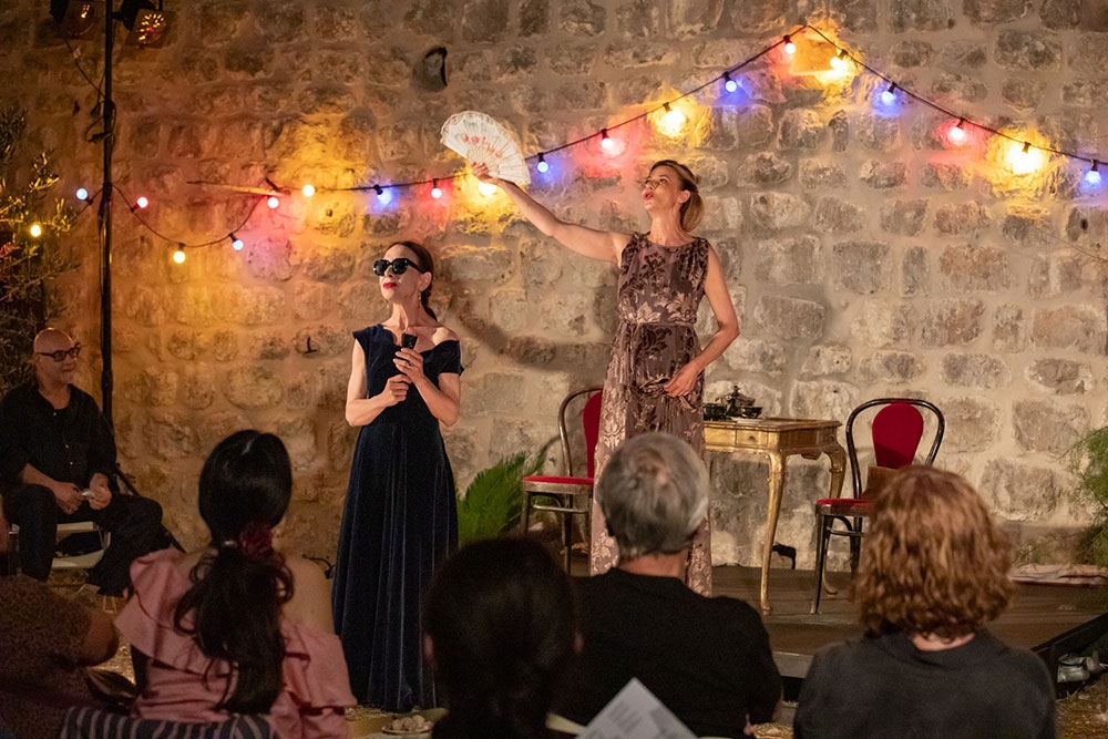 Dramski program 71. Igara; Mara i Kata nasmijale festivalsku publiku pod Svetom Marijom