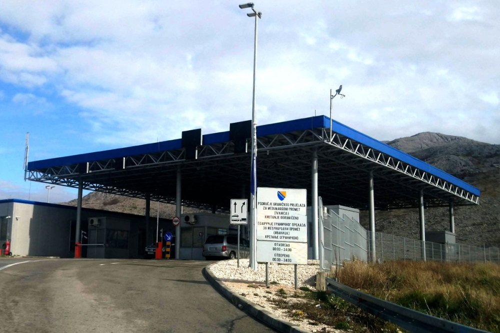 Preko granice na 12 sati mogu samo osobe koje putuju zbog neodgodivih osobnih, obiteljskih ili poslovnih razloga