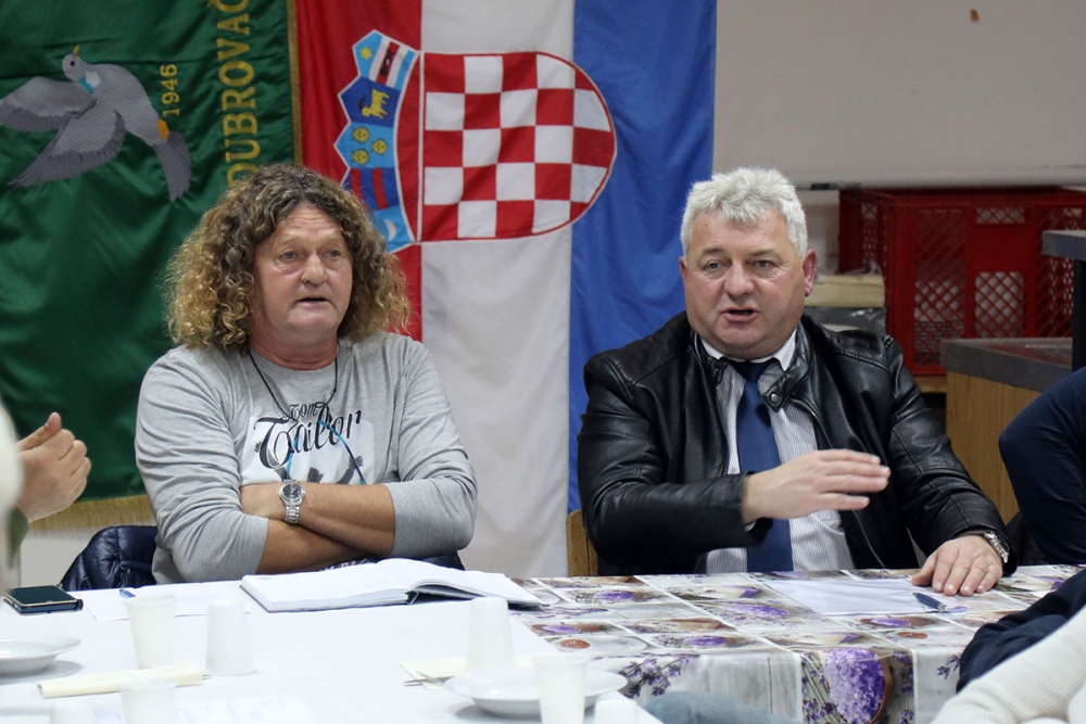 Izborna skup&scaron;tina Lovačkog dru&scaron;tva "Župa" za predsjednika ponovno izabran Lovorko Kle&scaron;ković (FOTO)