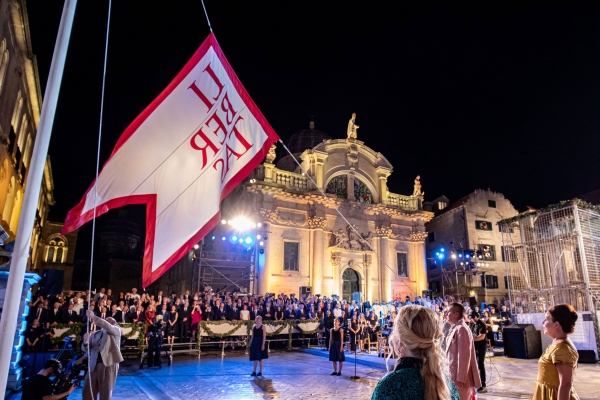 Bogat i raznovrstan program 73. Ljetnih igara; Dramske premijere Ljubovnici i Krvava svadba