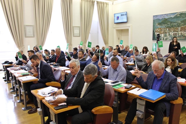 Potvrđeni ovogodi&scaron;nji laureati Županije; Janesu Vla&scaron;iću nagrada za životno djelo
