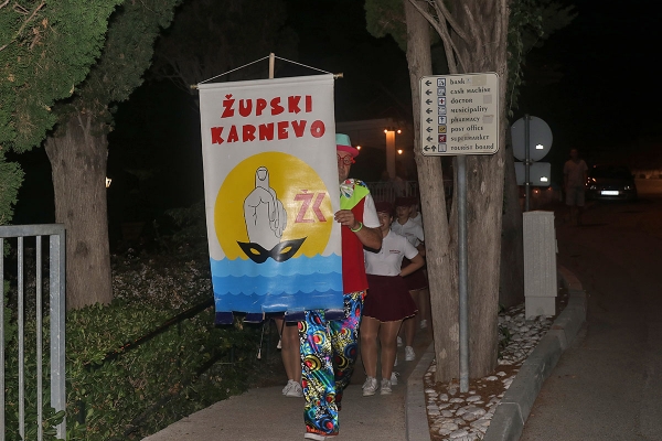 Župsko ljeto u rujnu; Ljetni karnevo, Lymington Town Band, dvije priredbe na Bravinjcu