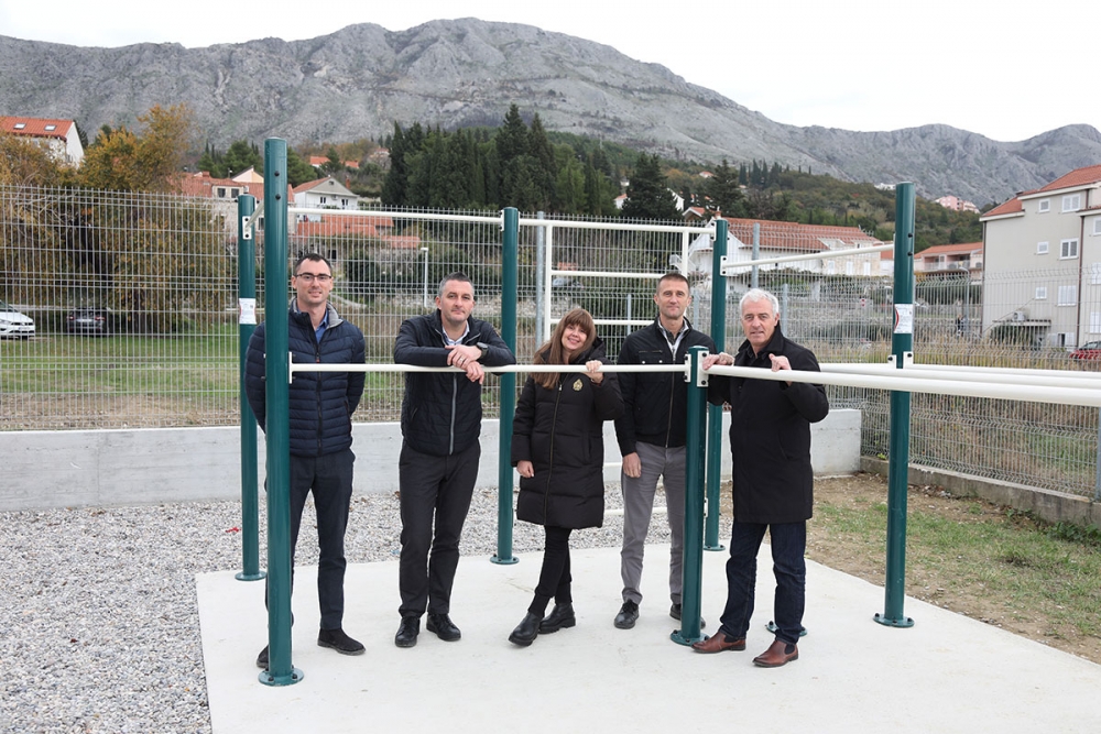 Općina uz sufinanciranje Hrvatske Lutrije uredila vanjsko vježbali&scaron;te pokraj "nove &scaron;kole" na Mljekari