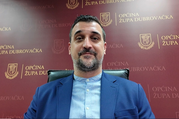 Novogodi&scaron;nja čestitka općinskog načelnika Marka Miloslavića (VIDEO)