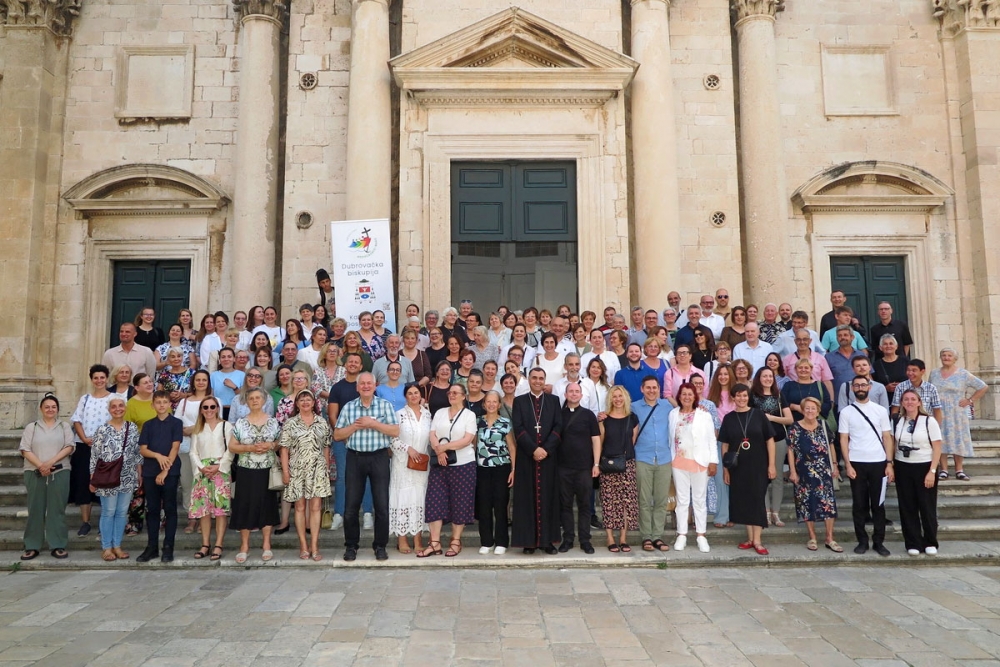 Susret molitvenih zajednica i crkvenih dru&scaron;tava iz cijele biskupije