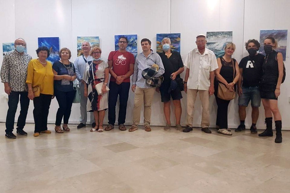 Dubrovačka udruga likovnih umjetnika ponovno izlaže u prizemlju Narodne knjižnice Grad