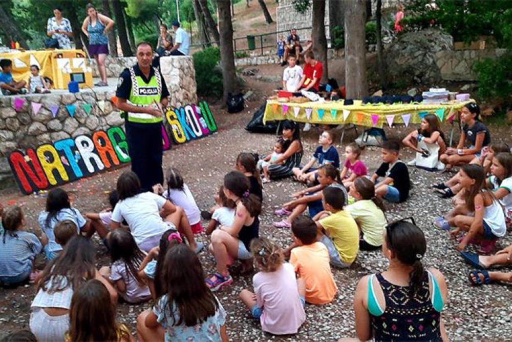 Policija edukacijom sudjelovala na zabavi ususret novoj &scaron;kolskoj godini u Parku Striježice
