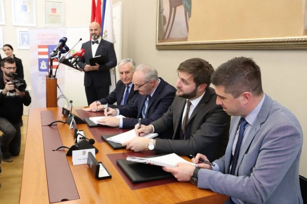 Potpisan ugovor o dodjeli bespovratnih sredstava za Centar za gospodarenje otpadom