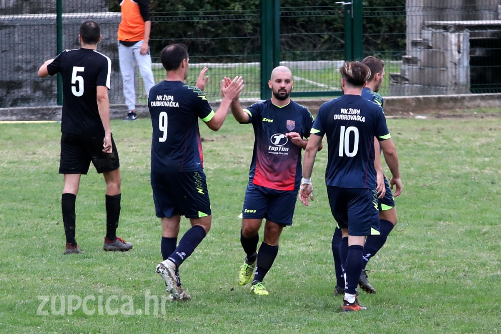 Velika tri boda s te&scaron;kog gostovanja - Župa dubrovačka na Trstenici slavila protiv Orebića