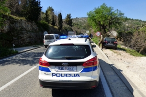 U deset prometnih nesreća teže ozlijeđene dvije osobe, poduzeto 495 represivnih mjera